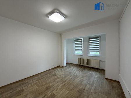 Pronájem bytu 1+1 35 m² - Photo 3