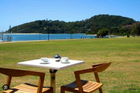 RENOVATED FURNISHED BEACHFRONT APARTMENT WITH POOL - Photo 4