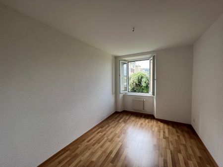 Guinand l’Opticien 2, Les Brenets – Appartement 3.5 pièces au 1er étage avec balcon - Photo 2