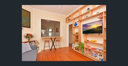 Updated, Two-bedroom Home in Whyalla Playford - Photo 2