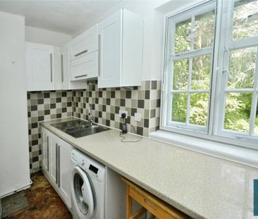1 bedroom maisonette to rent - Photo 3