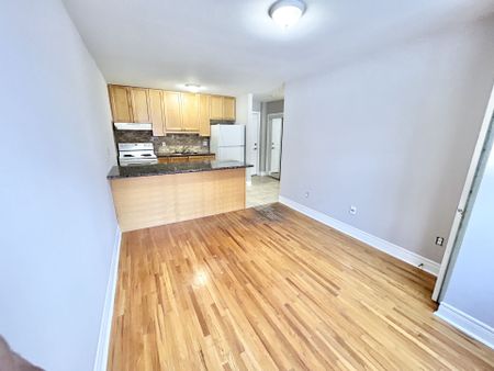 For Lease - 15 Thirty Third Street Unit# 206, Toronto, Ontario - Photo 4