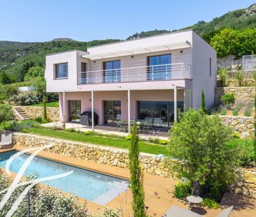 Maison à louer Tourrettes Sur Loup, Cote d'Azur, France7 000 EUR / ... - Photo 2