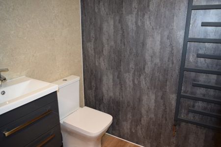 Shear Brow, BB1 - Photo 2