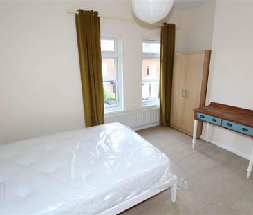 30 Titania Street, Belfast, BT6 8NT - Photo 3