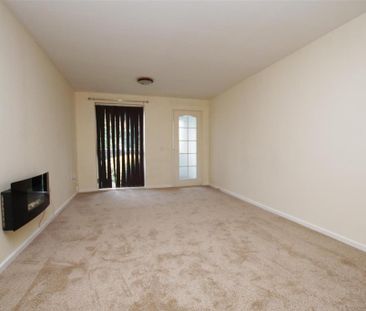 2 bedroom maisonette to rent - Photo 3