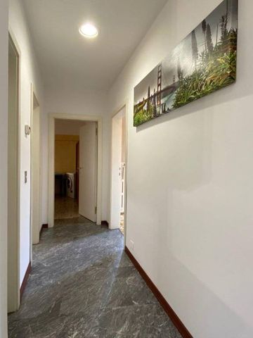 AMPIO APPARTAMENTO PER STUDENTI IN CENTRO STORICO - Foto 4