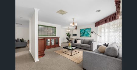 Modern Family Abode in popular Leopold - Photo 2