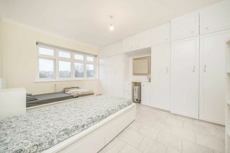 Vyner Road, London, W3 - Photo 4