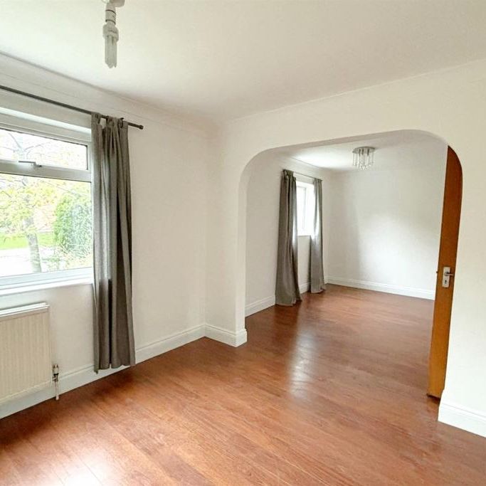 4 bedroom detached house to rent - Photo 1