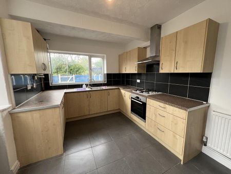 3 bedroom terraced house to rent - Photo 5