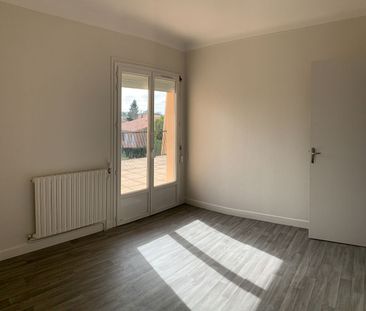 Location Maison 3 pièces 81m² - Photo 3