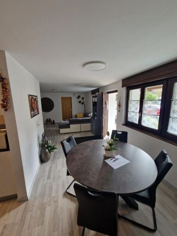 Un bâtiment nouvellement isolé avec accès direct - Photo 4