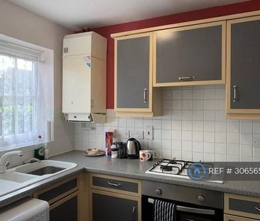 2 bedroom terraced house to rent - Photo 2