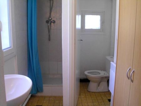 Appartement à Louer à LILLE 580 € - Photo 3