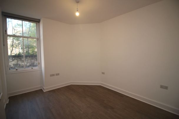 1 Bed Flat, Eyre Place, EH3 - Photo 1