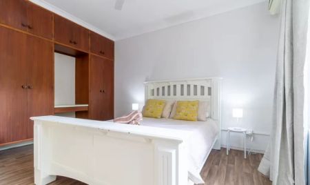 3 Bedroom Property in Rapid Creek - Photo 3