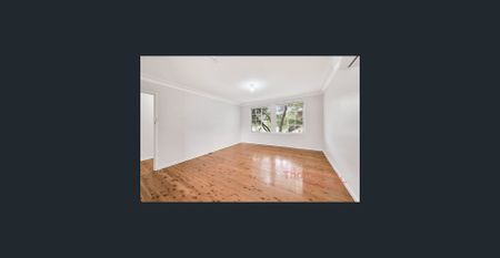 Three Bedroom Home - Photo 4