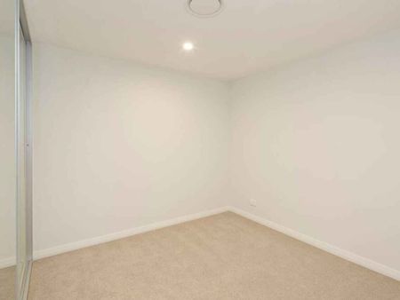 Beautiful 2 Bedroom Unit in the Heart of Canberra - Photo 4