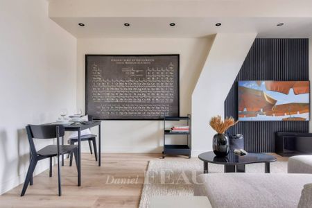 Location appartement, Paris 18ème (75018), 2 pièces, 50.8 m², ref 86418602 - Photo 5