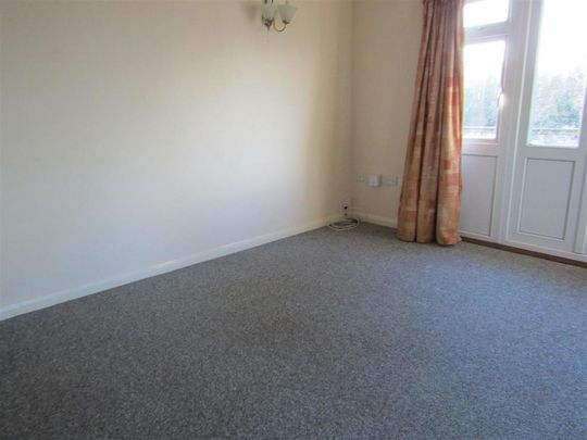 2 bedroom semi-detached bungalow to rent - Photo 1