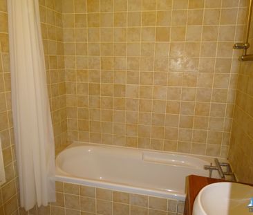 Location Appartement 2 pièces 41m² COURBEVOIE 92400 - Photo 6