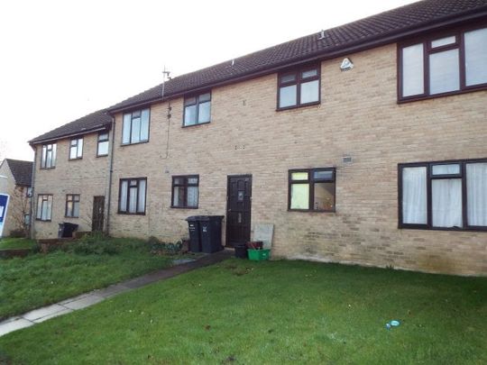 Town Centre, BA21 4EP, Yeovil - Photo 1