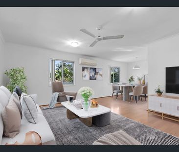 Move-In Ready 3 Bedroom Home with Private Yard - Photo 5