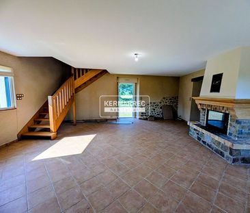Location Maison 8 pièces 194m² - Photo 1