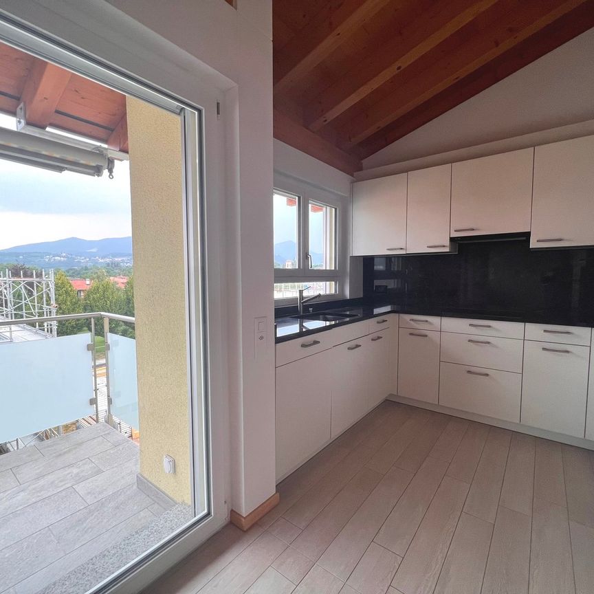 APPARTAMENTO 3.5 LOCALI MANSARDATO - Foto 1