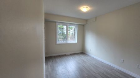 For Lease - 350 Fisher Mills Road Unit# # C-55, Cambridge, Ontario - Photo 5