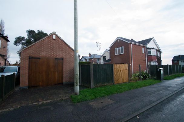 Westdale Lane,Gedling - Photo 1