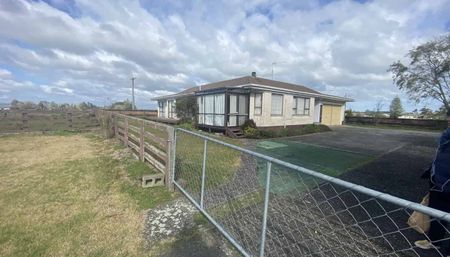 Karaka 3 bedroom house for rent - Photo 4