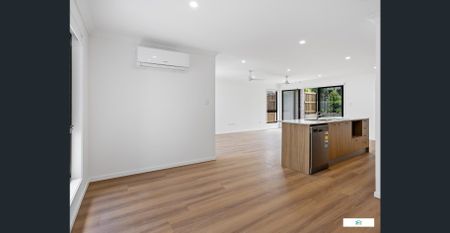 KINSELLAS RESIDENCES - Photo 2