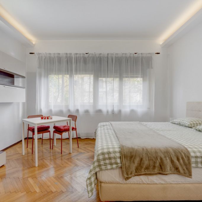 Universitate, Gradina Icoanei, Parter/3, Comision 0 % - Fotografie 1