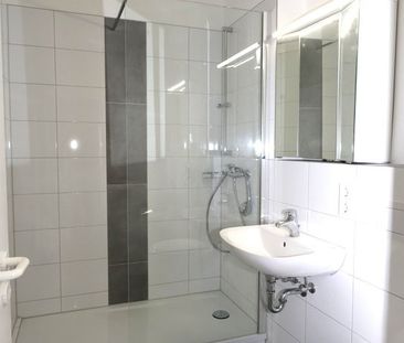 Geräumige 4-Zimmer-Wohnung in Reinbek kleine Wohnanlage mit Balkon - Photo 1