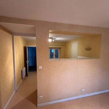 Location Appartement 1 pièce 22m² - Photo 3