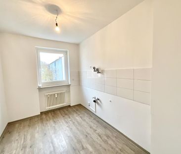 Anschauen, anmieten, einziehen: Gepflegte 3-Zimmer-Wohnung mit Balkon! - Photo 4