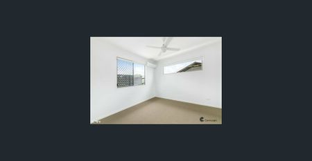 Modern Townhouse in Great Location - Photo 5