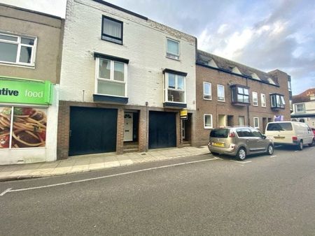 Great Southsea Street, Southsea - Photo 5