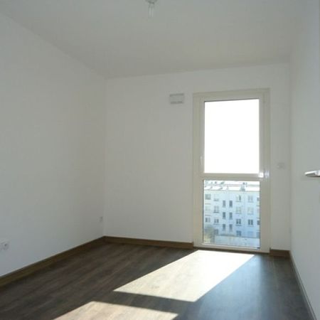 BREST PLACE DE STRASBOURG - Appartement T4 de 76m² avec balcon et deux places de parking - Photo 3