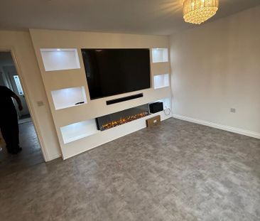 4 bedroom detached house to rent - Photo 1