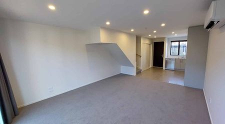 Modern Townhouse With Lovely Outlook! - Photo 3