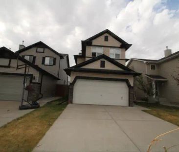 27 Saddlebrook Way NE | 27 Saddlebrook Way Northeast, Calgary - Photo 1