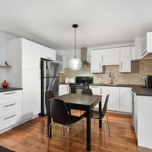 4 1/2 - Montréal (Rosemont) - 2 000 $/mois - Photo 2