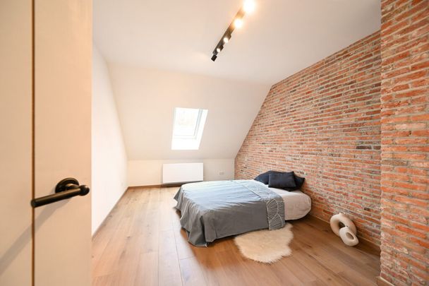 Uniek dakappartement met zeer grote garage te centrum Stabroek - Foto 1