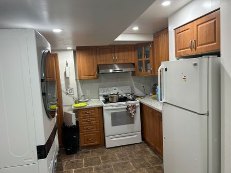 For Lease - 99 Hood Cres Crescent, Brampton, Ontario - Photo 5