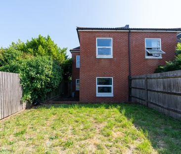 4 Bed Maisonette, Landguard Road, SO15 - Photo 1