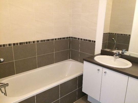 Location appartement Marseille 11ème (13011) - Photo 1