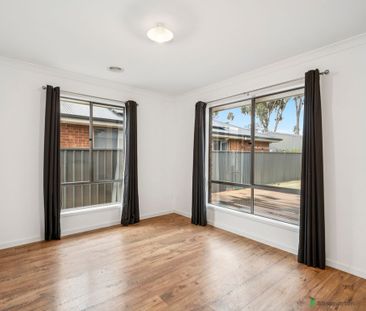 Lovely Family Home with Great Shedding! - Photo 1